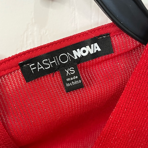 FASHION NOVA RED LONG SLEEVE GLITTER MAXI HIGH SLIT DRESS - Picture 7 of 7